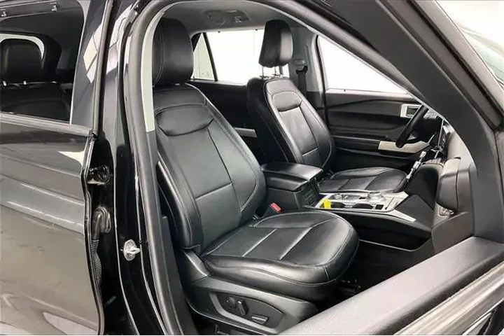 $19690 : Ford Explorer 2021 AWD Limit image 7