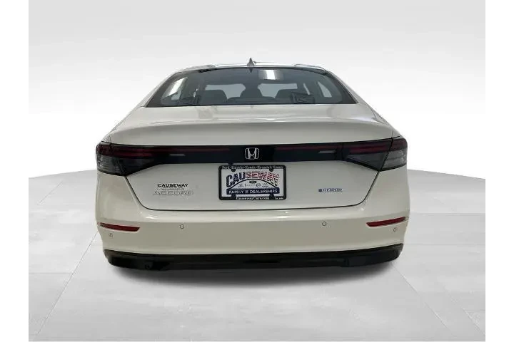 $27498 : Honda Accord Hybrid 2023 EX- image 6
