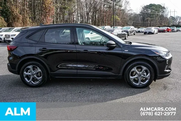 $22420 : Ford Escape 2025 ST-Line 4dr image 9