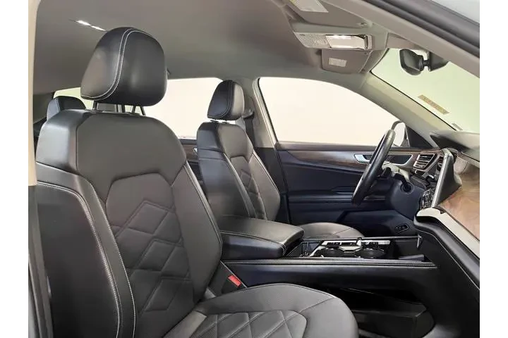 $27690 : Volkswagen Atlas 2024 AWD SE image 10