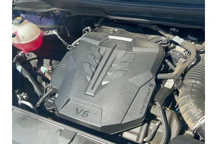 $24991 : Kia Carnival 2023 LX 4dr Min image 10