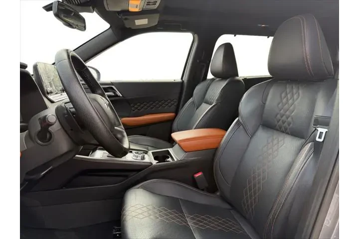 $28999 : Mitsubishi Outlander 2024 AW image 10