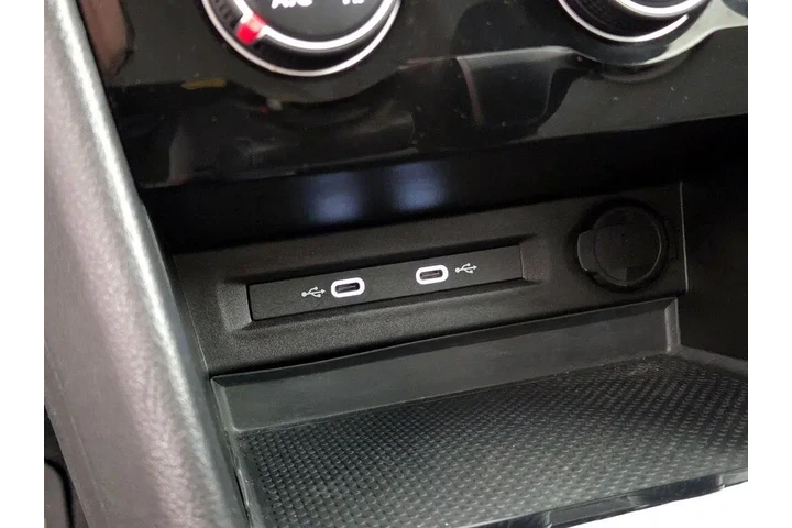 $23998 : Volkswagen Taos 2023 S 4dr S image 10