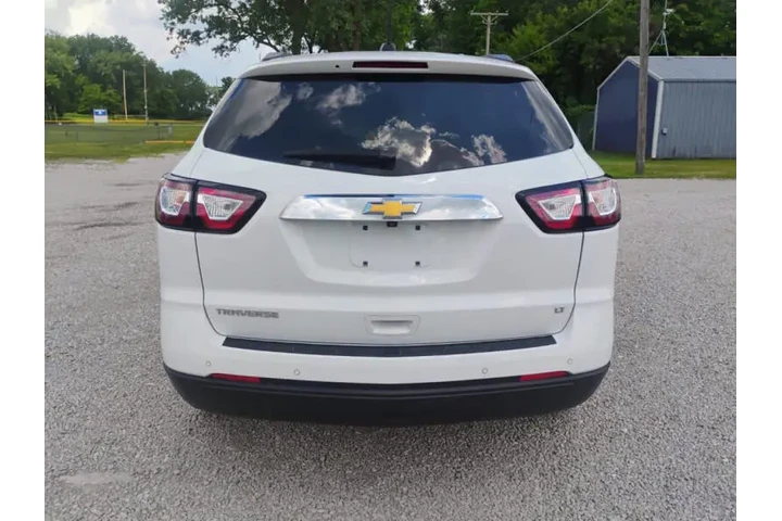 $10997 : 2017 Traverse LT image 7