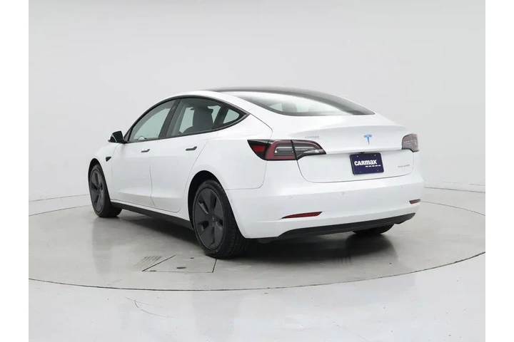 $29998 : Tesla Model 3 2022 AWD Long image 2