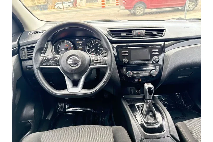 $13995 : 2017 Rogue Sport SV image 7