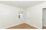 $2400 : Nice 3Bedroom House thumbnail