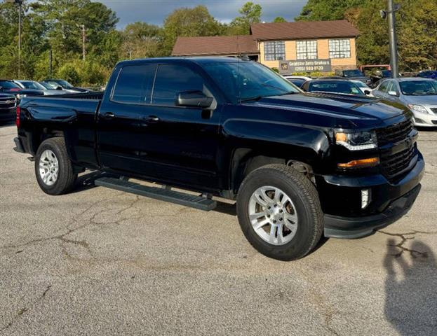 $13900 : 2017 Silverado 1500 LT image 2