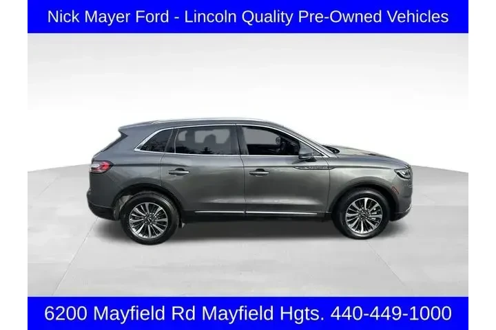 $27679 : Lincoln Nautilus 2022 AWD Re image 8