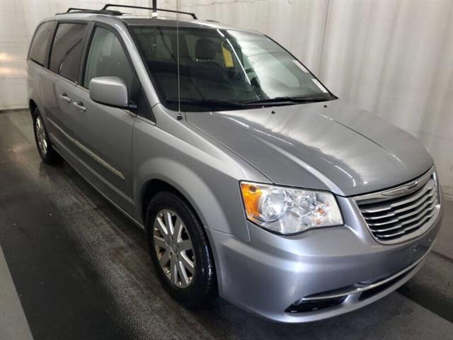 $8995 : 2014 Town and Country Touring image 2