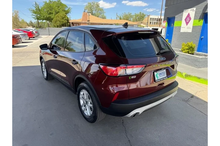 2021 Escape S AWD image 7