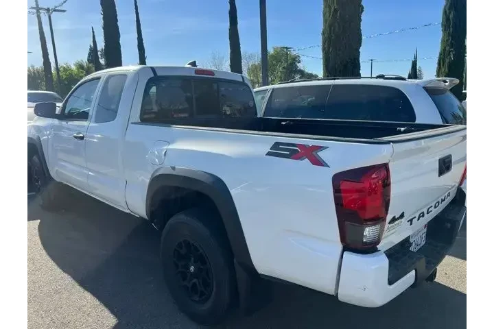 $32988 : Toyota Tacoma 2021 4x4 TRD O image 8