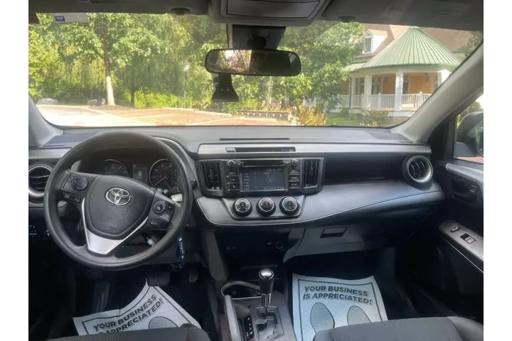 $13500 : 2017 RAV4 LE image 6