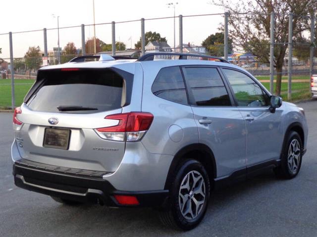 $19950 : 2020 Forester Premium image 6