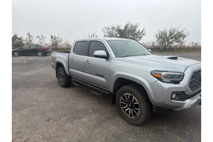 $34495 : Toyota Tacoma 2022 4x2 TRD O image 2