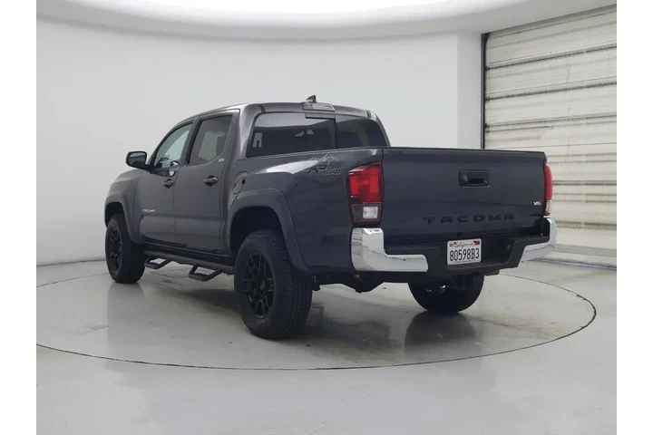 $32998 : Toyota Tacoma 2021 4x2 SR5 V image 2