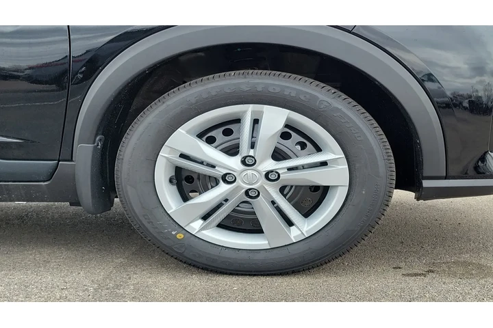 $23997 : Nissan Kicks Play 2025 S 4dr image 3