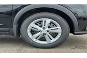 $23997 : Nissan Kicks Play 2025 S 4dr thumbnail
