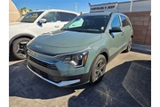 $24250 : Kia Niro 2023 EX 4dr Crossov thumbnail