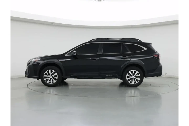 $27998 : Subaru Outback 2024 AWD Prem image 3