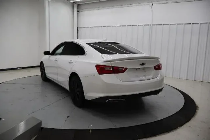 $19595 : Chevrolet Malibu 2023 RS 4dr image 7