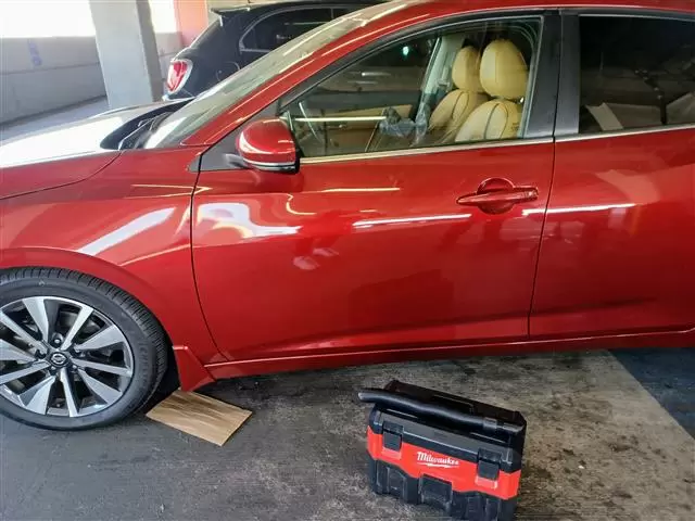 $100 : BEST AUTO GLASS / WINDOWS image 3