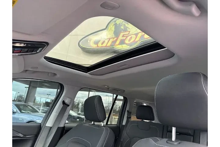 $26285 : Jeep Grand Cherokee 2023 4x4 image 2