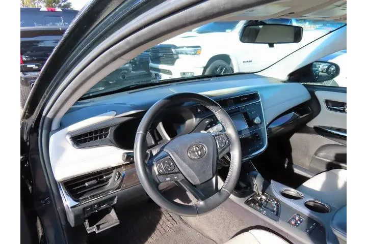 $14000 : Toyota Avalon 2015 XLE 4dr S image 10