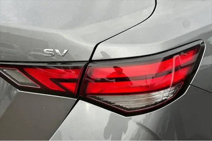 $16490 : Nissan Sentra 2024 SV 4dr Se image 6