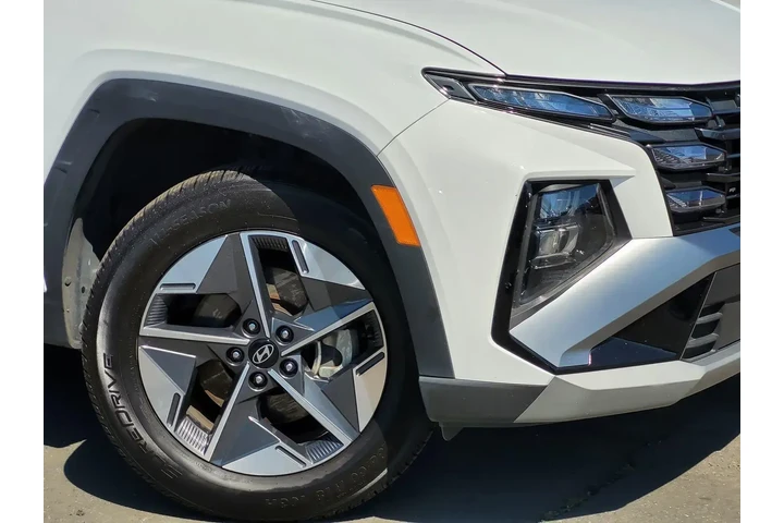 $22995 : Hyundai TUCSON 2025 AWD SEL image 5