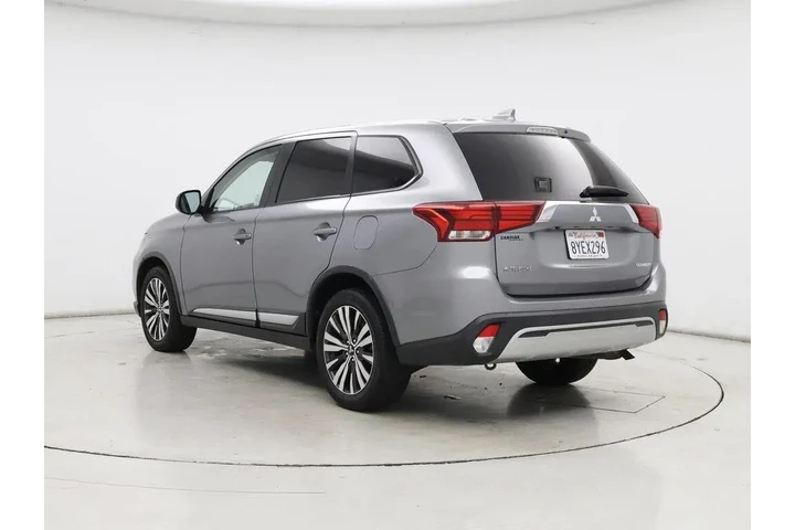 $16998 : Mitsubishi Outlander 2019 ES image 2