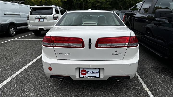 $11800 : PRE-OWNED 2011 LINCOLN MKZ image 3