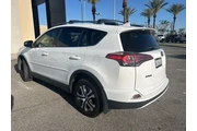 $18995 : Toyota RAV4 2018 LE 4dr SUV thumbnail
