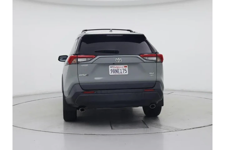 $30998 : Toyota RAV4 2022 AWD XLE Pre image 6