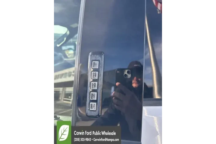 $29779 : Ford F-150 2021 4x4 XLT 4dr image 9