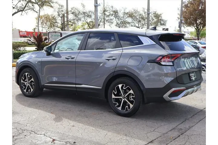$20690 : Kia Sportage 2023 EX 4dr SUV image 9