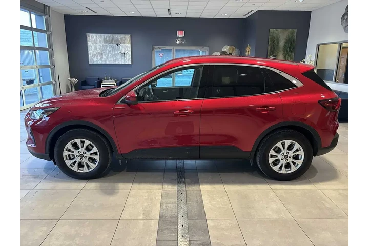 $23980 : Ford Escape 2023 AWD Active image 6