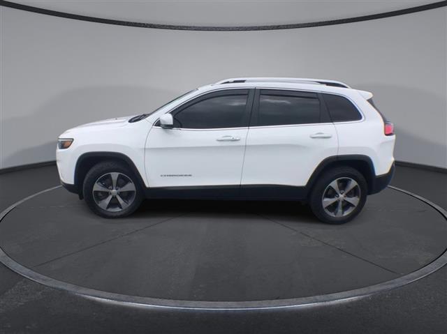 $19700 : PRE-OWNED 2019 JEEP CHEROKEE image 5