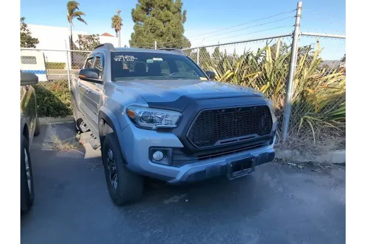 $29995 : Toyota Tacoma 2017 4x4 TRD P image 2