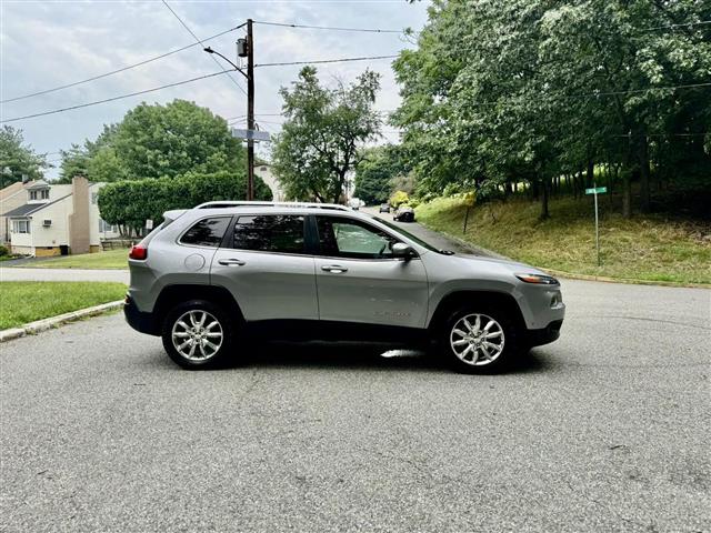 $8995 : 2014 JEEP CHEROKEE2014 JEEP C image 6