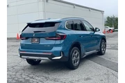 $42795 : BMW X1 2025 AWD xDrive28i 4d thumbnail