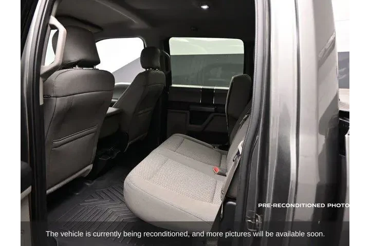 $24256 : Ford F-150 2017 4x2 XL 4dr S image 8