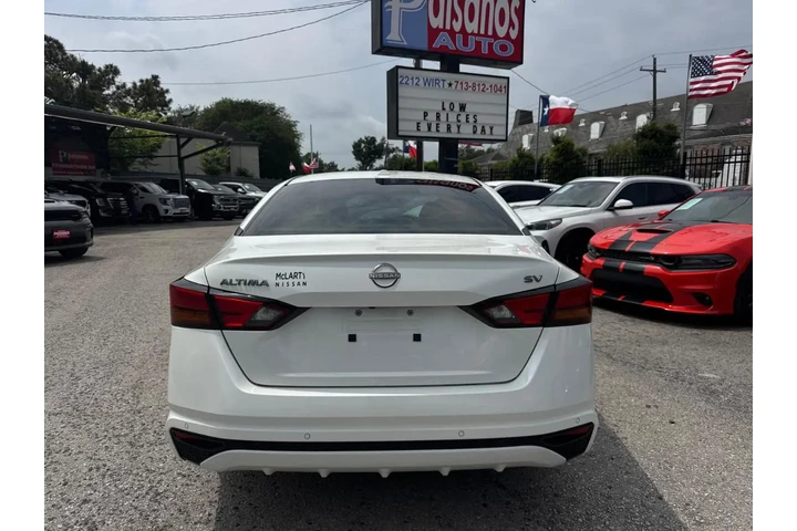 2024 Altima 2.5 SV image 5