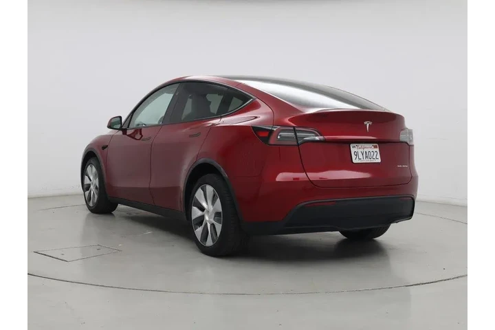 $37998 : Tesla Model Y 2024 AWD Long image 2