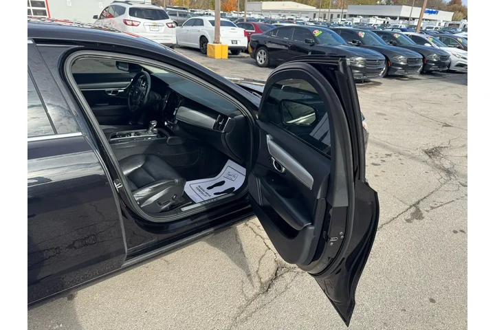 $15980 : 2017 S90 T6 AWD Momentum image 8