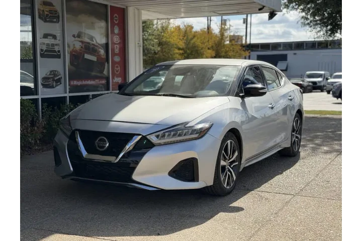 $19999 : 2020 Maxima 3.5 SV image 6