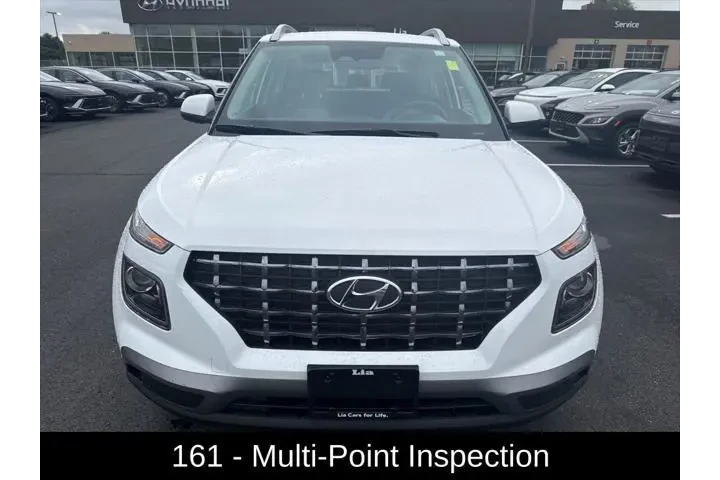 $20495 : Hyundai VENUE 2024 SEL 4dr C image 9