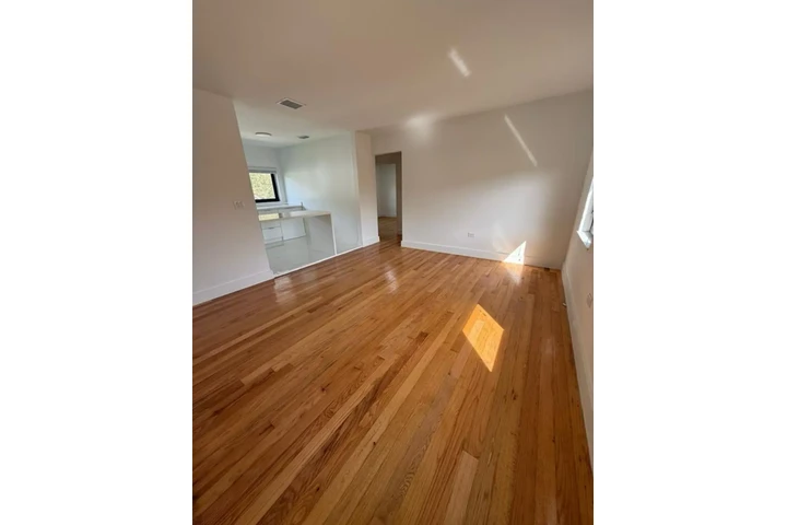 $2000 : 2Bedroom Apartment in Miami FL image 6