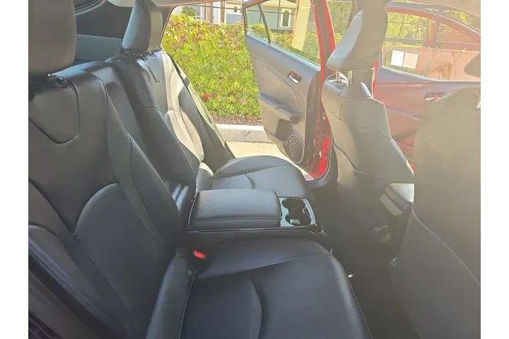 $28995 : Toyota Prius Prime 2019 Prem image 10