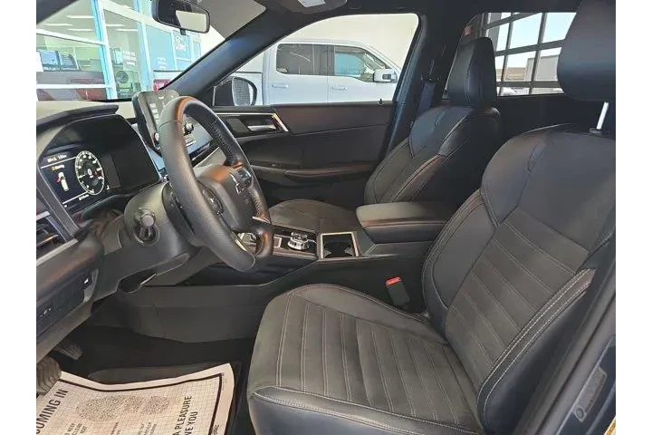 $26500 : Mitsubishi Outlander 2024 SE image 7